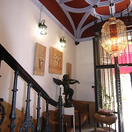 Dalis בית הארחה 2*